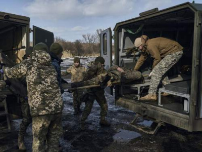 Российский БПЛА снял на видео, как ВСУ прячут тела погибших