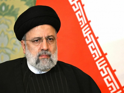 Reuters: жизни президента и главы МИД Ирана находятся "под угрозой"
