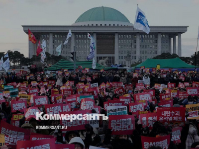 Парламент Южной Кореи не набрал голосов для импичмента президенту